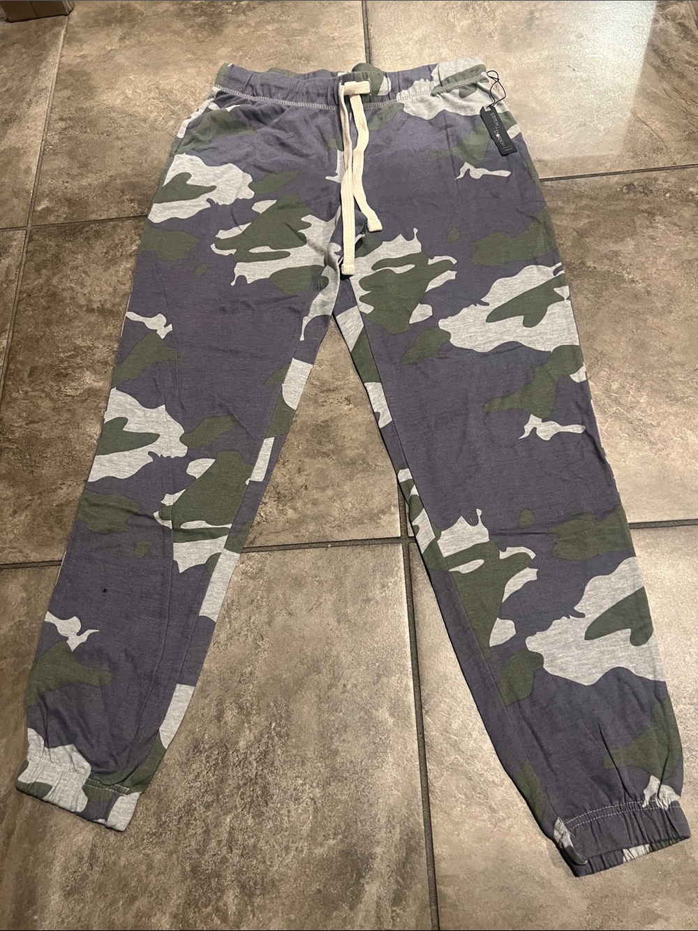 Stitch StardomCamouflage Jogger Sweatpants - Green & Gray Camo Medium